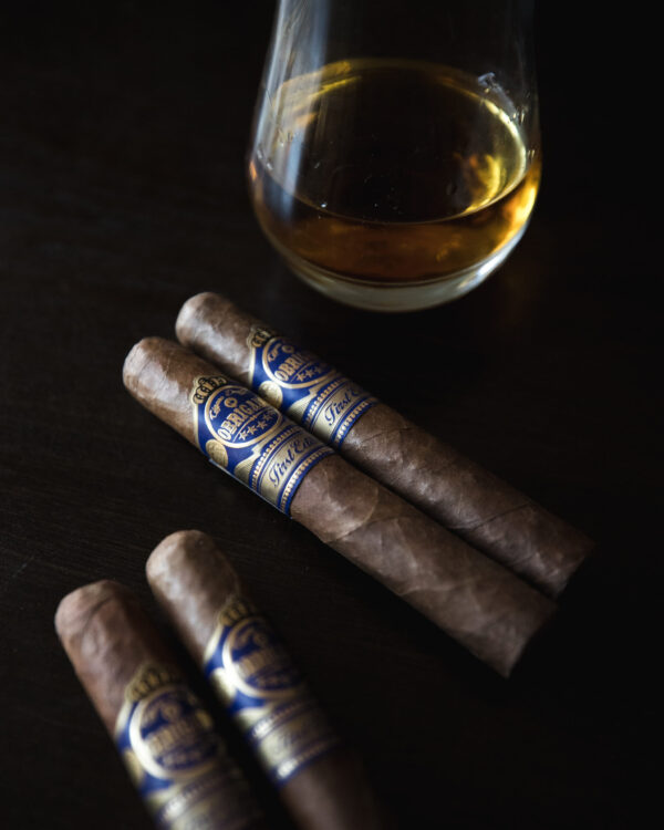Obrigado Pic by @cigarbond on Instagram