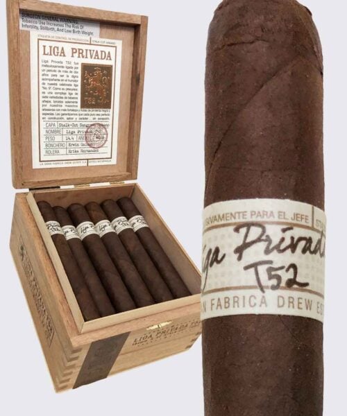 LIGA PRIVADA T52 TORO PRODUCT IMAGE Liga Privada T52 Toro