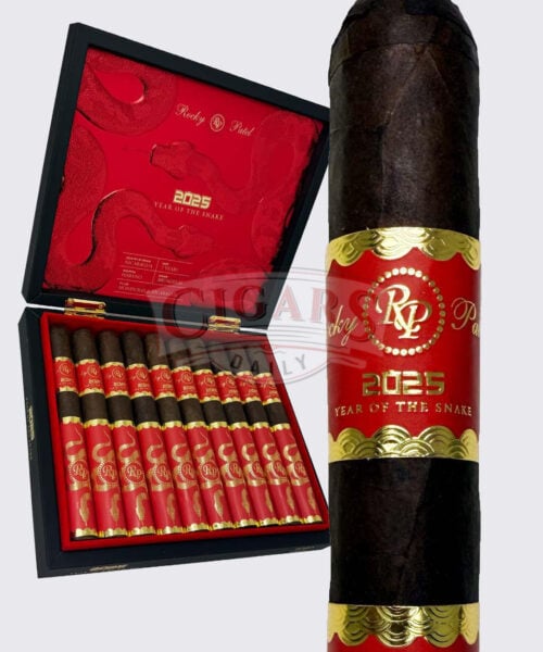 18982b51-a9f1-4ff4-9fa1-3135db677d0d.jpeg Rocky Patel Year of the Snake Toro (6.5x52)