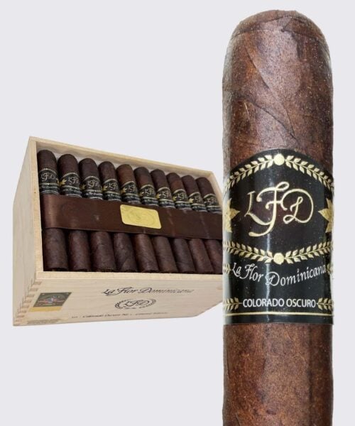 aadf6530-b8bc-4cb1-ba2d-40d3abccf317.jpeg La Flor Dominicana Colorado Oscuro No. 4 (5.25x54)